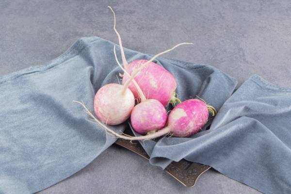 Radish Purple Plum Seeds